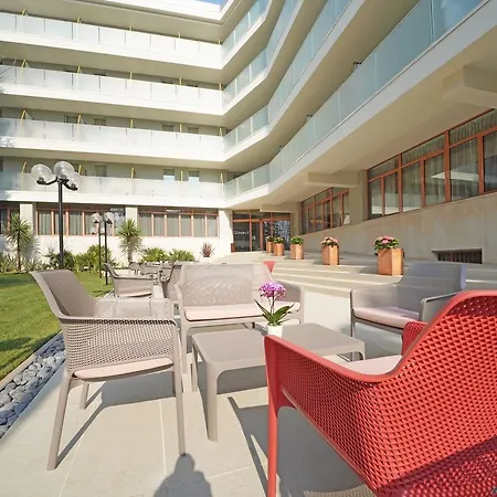 La Perla - Bike Hotell 3*